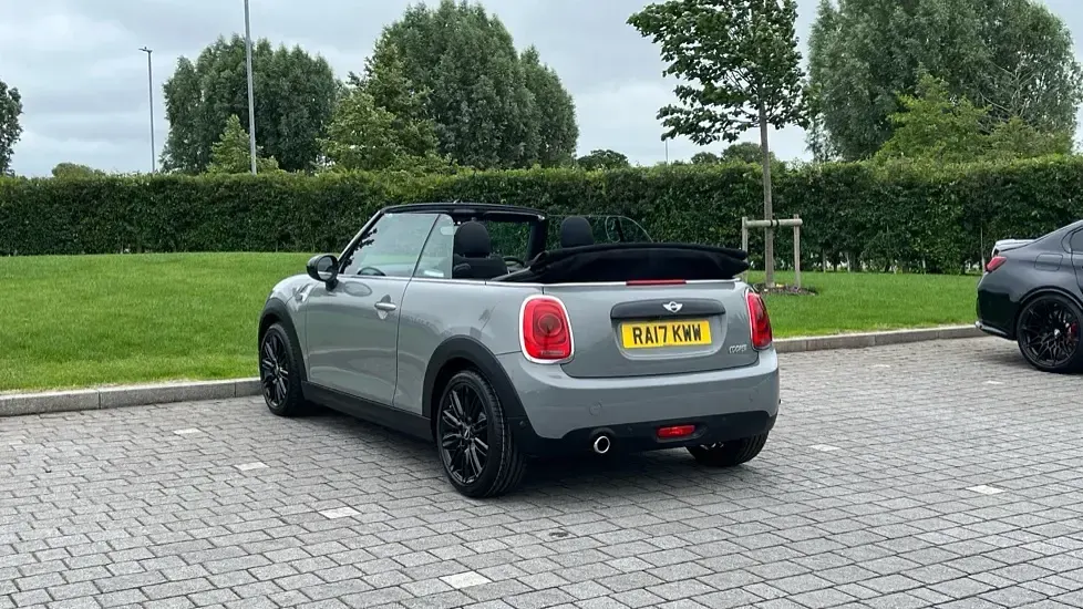 Used Mini Cooper 134 HP (98 kW) 2017 Grey Hatchback