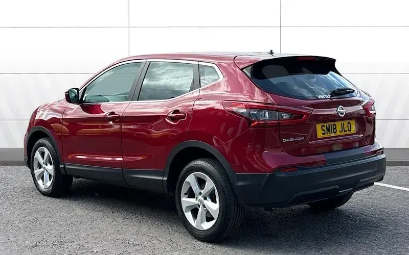Second-hand Nissan Qashqai Acenta 116 CP (85 kW) 2018 Roșu SUV