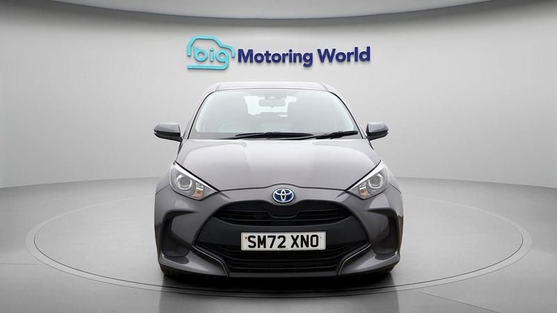 Used Toyota Yaris Hybrid 116 HP (85 kW) 2023 Grey Hatchback