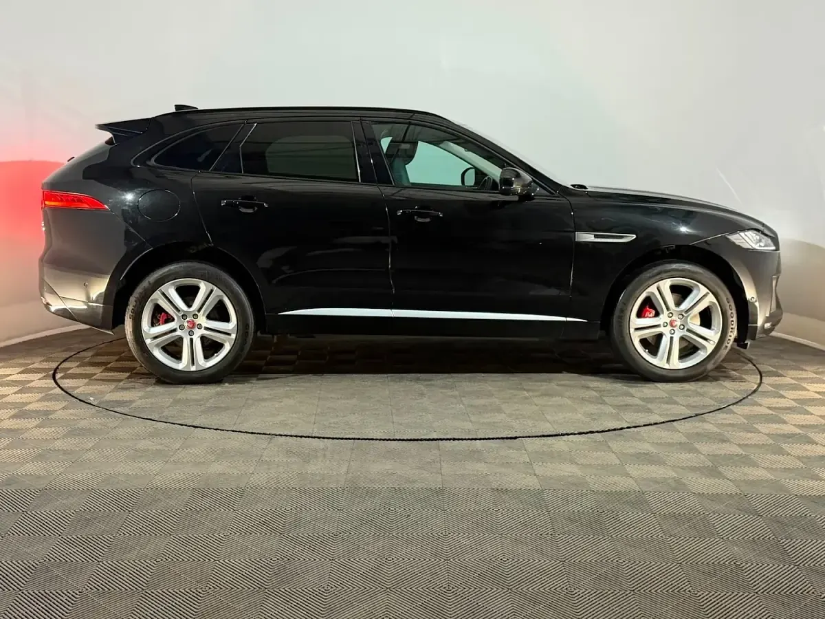 Used Jaguar F-Pace S 300 HP (220 kW) 2016 Black SUV