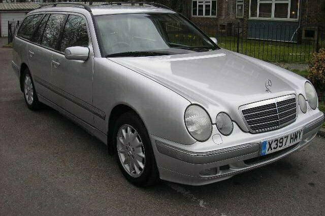 Used Mercedes E200 Classic 163 HP (119 kW) 2001 Sedan