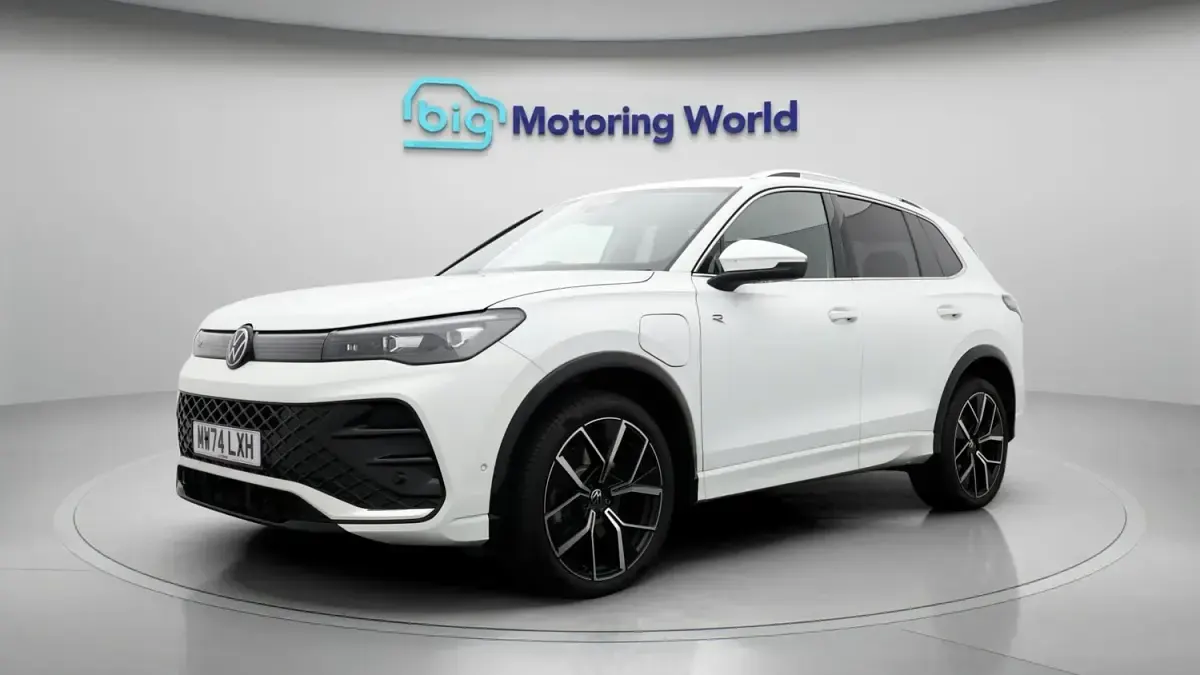 Usado VW Tiguan R-line 272 HP (200 kW) 2025 Branco SUV