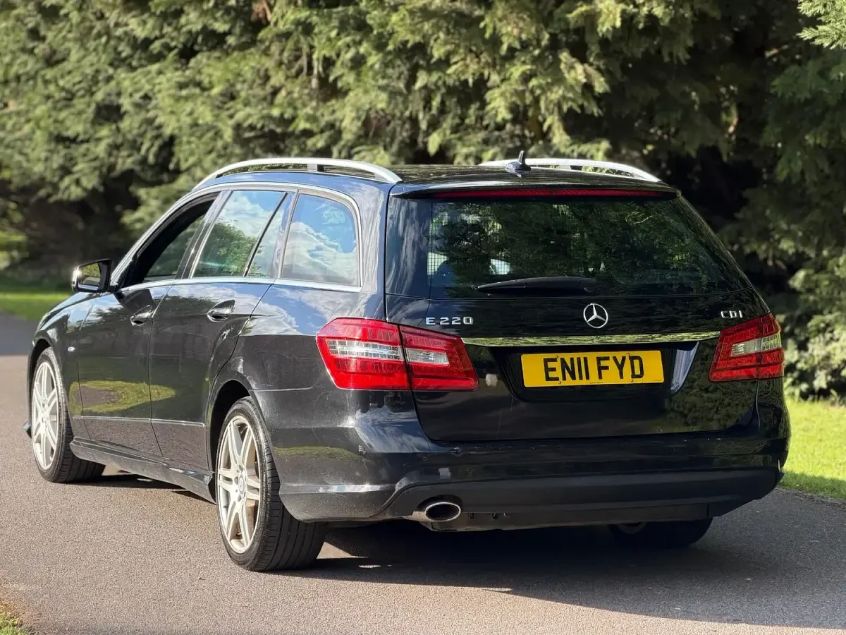 Used Mercedes E220 2011 Black Estate