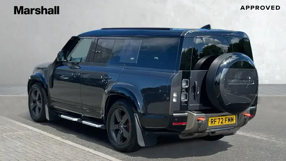 Used Land Rover Defender 300 HP (220 kW) 2022 Grey SUV
