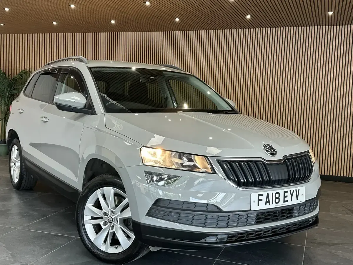 Used Skoda Karoq SE Technology 115 HP (84 kW) 2018 Grey SUV