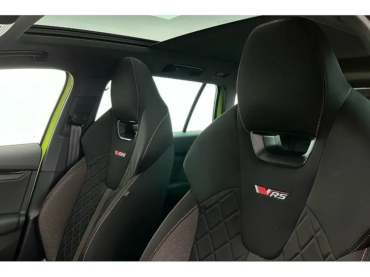 Used Skoda Octavia vRS 261 HP (191 kW) 2026 Green Estate