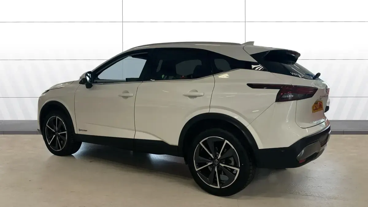 Used Nissan Qashqai Tekna 190 HP (139 kW) 2023 White SUV