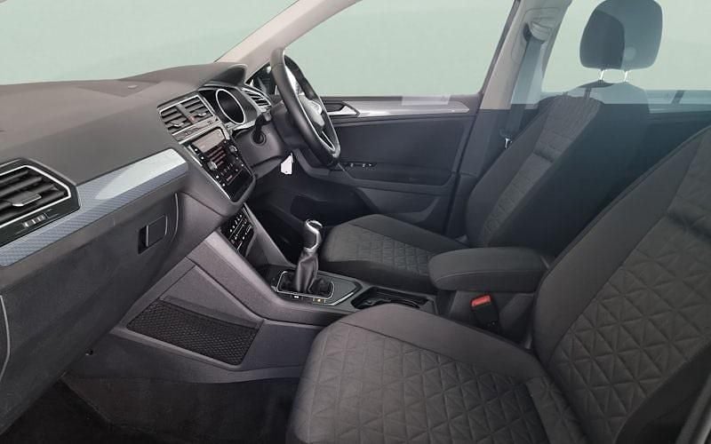 Used VW Tiguan Life 131 HP (96 kW) 2023 SUV