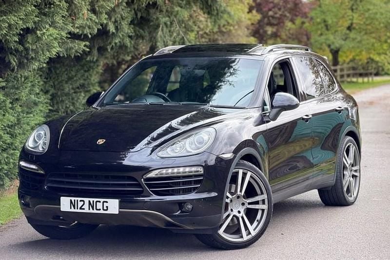 Black Used 2011 Porsche Cayenne SUV | £8,250 (A bit pricey) - Image 1/1