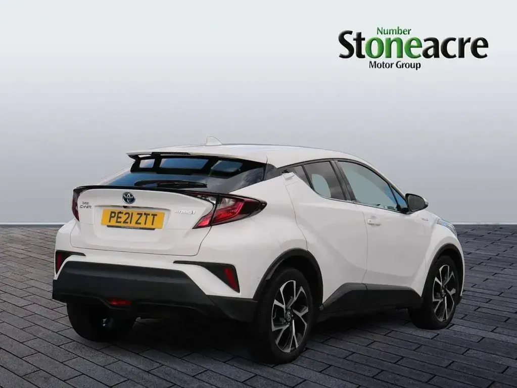 Używany Toyota C-HR Design 122 KM (89 kW) 2021 Biały SUV