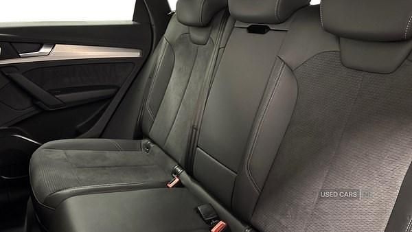 Używany Audi Q5 S-Line 2021 Czarny SUV