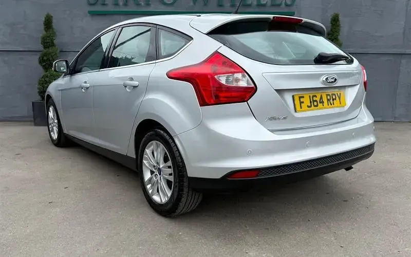 Used Ford Focus Titanium 125 HP (91 kW) 2014 Hatchback