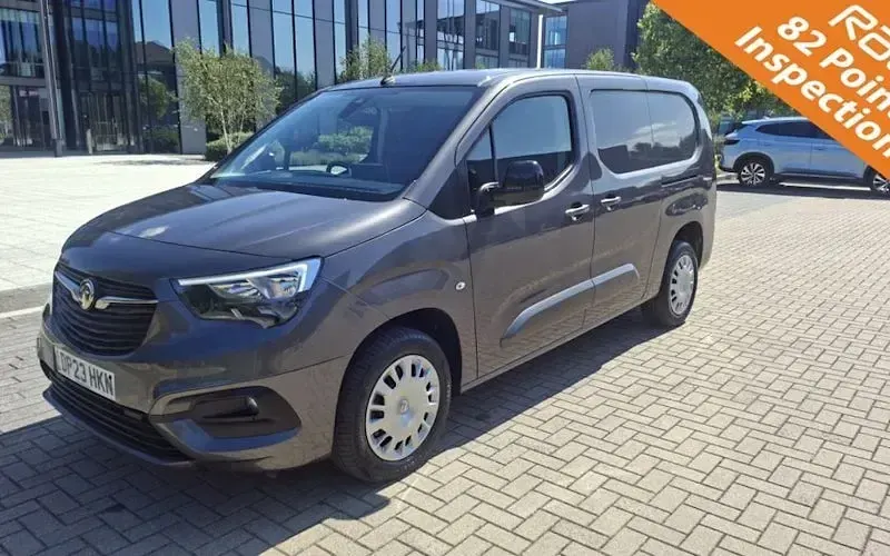 Used Vauxhall Combo 101 HP (74 kW) 2023 MPV