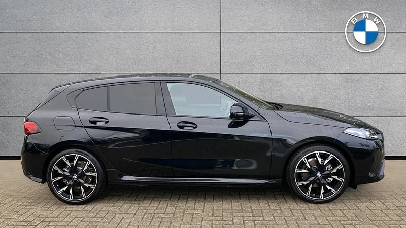 New BMW 120 M Sport 156 HP (114 kW) 2026 Black sapphire metallic paint Hatchback