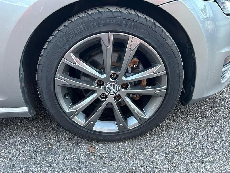 Used VW Golf VII GT 150 HP (110 kW) 2015 Silver Hatchback