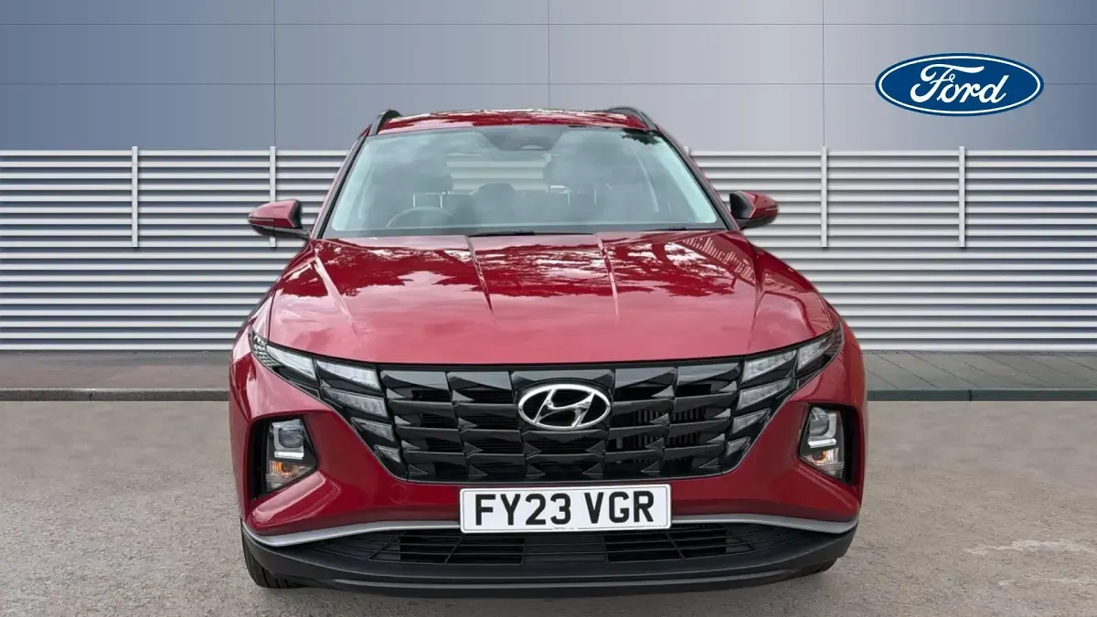 Used Hyundai Tucson SE 150 HP (110 kW) 2023 Red SUV