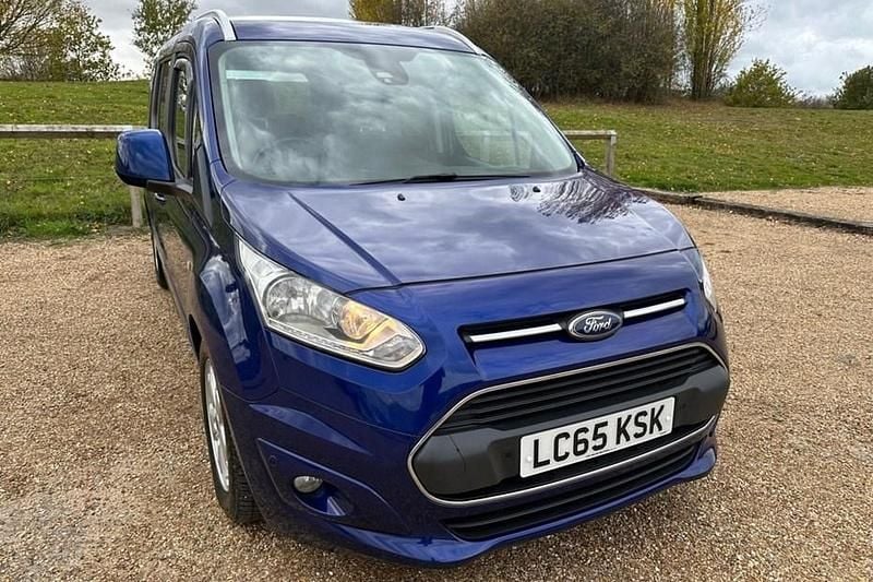 Used 2015 Ford Grand Tourneo Connect Titanium | £7,475 (Fair price) - Image 1/1