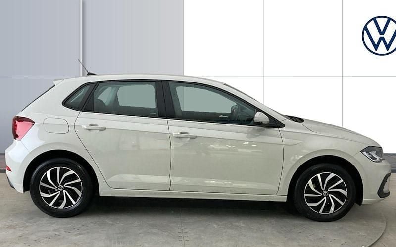 Used VW Polo Life 95 HP (69 kW) 2025 Hatchback