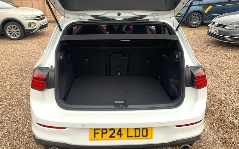 Used VW Golf VIII GTI 245 HP (180 kW) 2024 White Hatchback