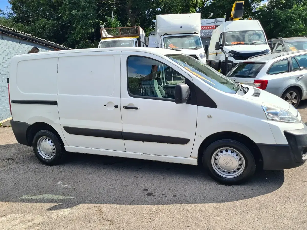 Used Citroën Dispatch 2011 White MPV
