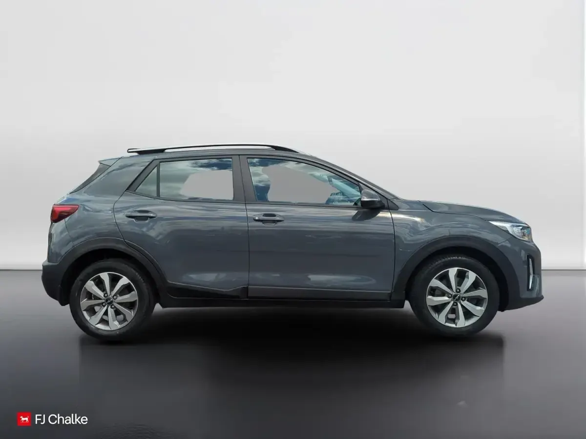 Gebraucht Kia Stonic 100 PS (73 kW) 2023 Grau SUV