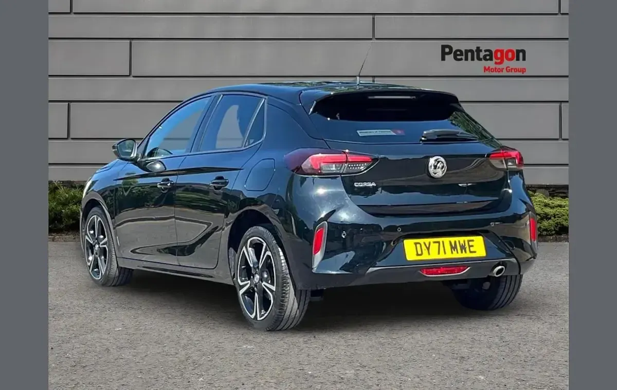 Used Vauxhall Corsa SRi 99 HP (72 kW) 2021 Black Hatchback