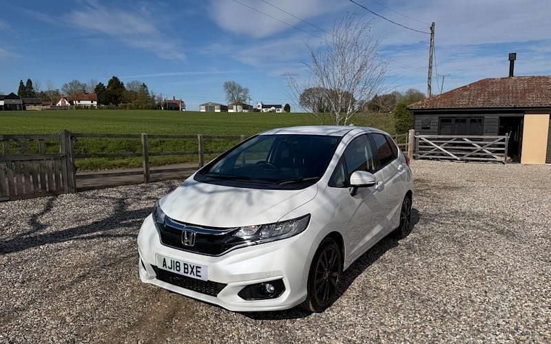 Begagnad Honda Jazz EX 102 HK (75 kW) 2020 Halvkombi