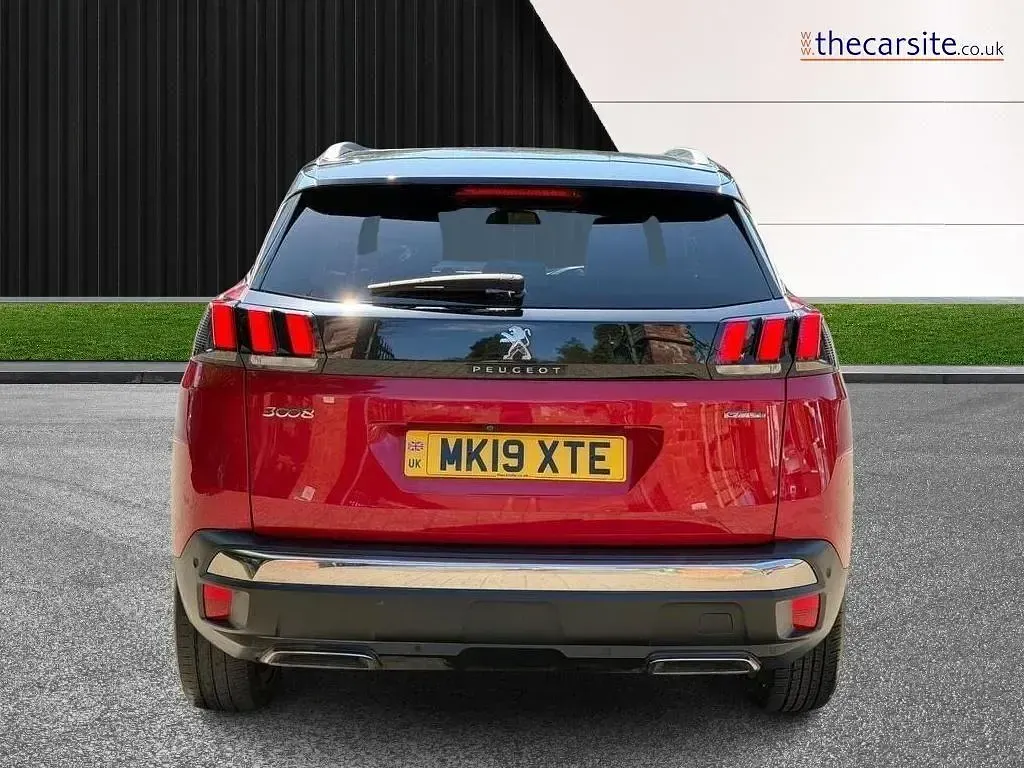 Used Peugeot 3008 Premium 2019 Red SUV