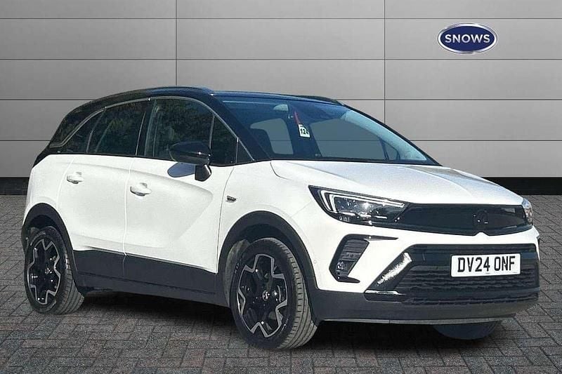 White Used 2024 Vauxhall Crossland Ultimate SUV | £16,769 (Fair price) - Image 1/4