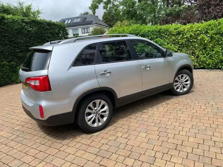 Used Kia Sorento 200 HP (147 kW) 2015 Silver SUV