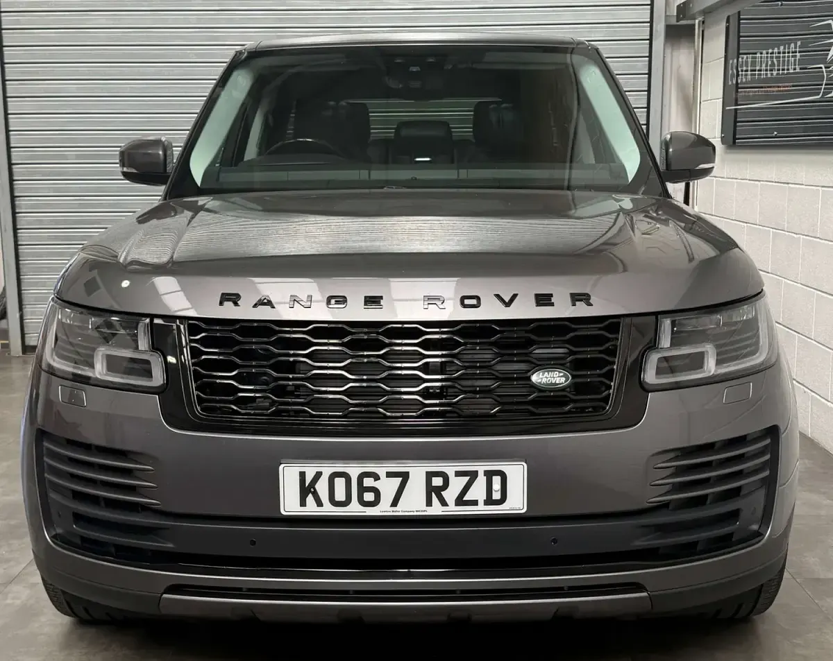 Used Land Rover Range Rover Vogue SE 2018 Grey SUV