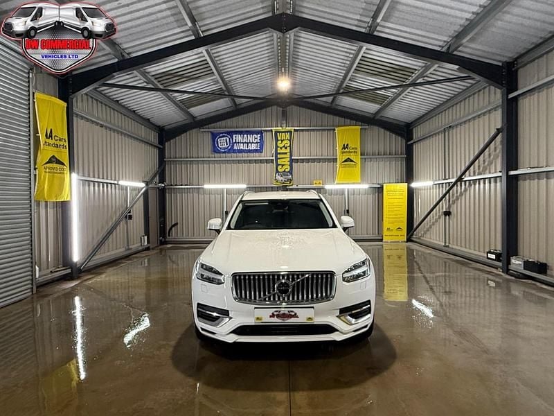 Used Volvo XC90 Momentum 390 HP (286 kW) 2021 White SUV