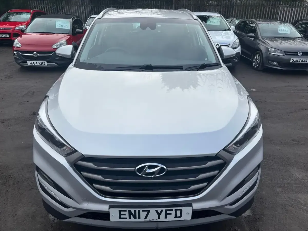 Used Hyundai Tucson SE 116 HP (85 kW) 2017 Silver SUV