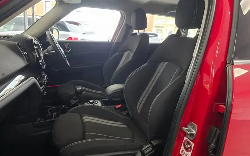 Used Mini Cooper S Countryman 192 HP (141 kW) 2017 Red SUV