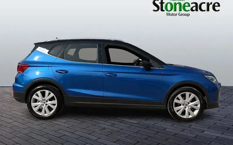 Used Seat Arona Xperience 110 HP (80 kW) 2023 Blue SUV