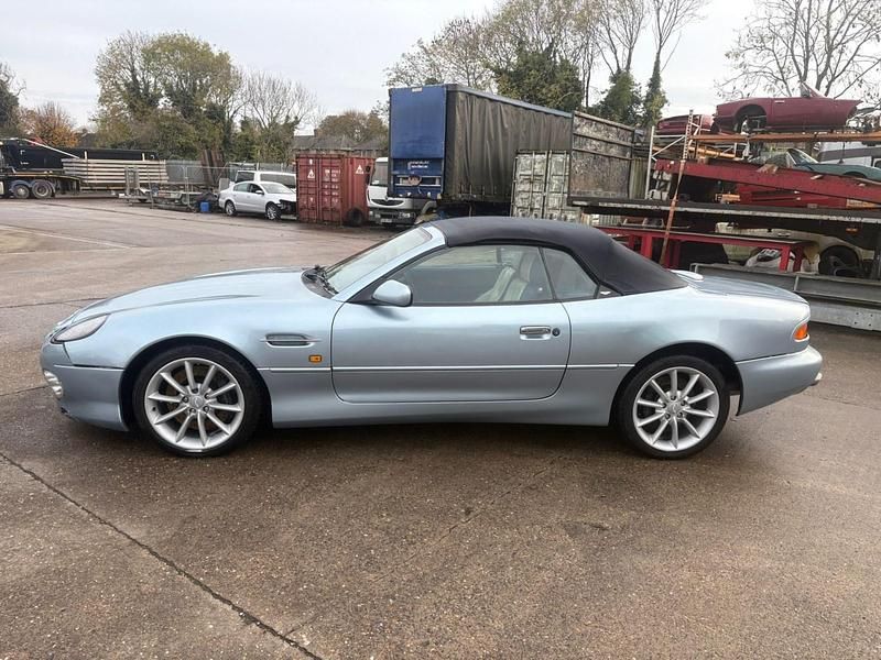 Used Aston Martin DB7 420 HP (308 kW) 2000 Blue Cabriolet