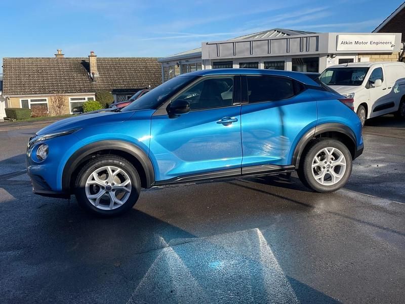 Used Nissan Juke N-Connecta 2021 Blue SUV