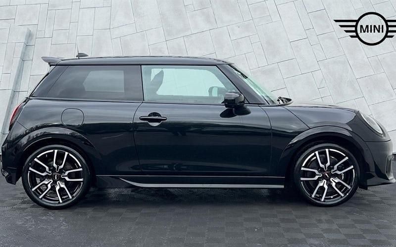 Used Mini Cooper Sport 156 HP (114 kW) 2026 Hatchback