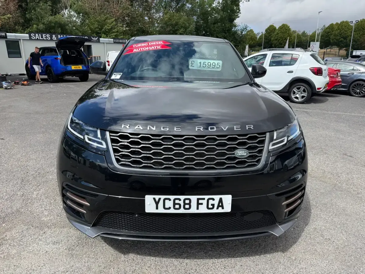 Used Land Rover Range Rover Velar HSE Dynamic 177 HP (130 kW) 2018 Black SUV
