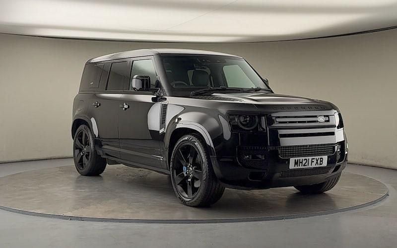 Used 2024 Land Rover Defender SUV | £71,000 (Super price) - Image 1/4