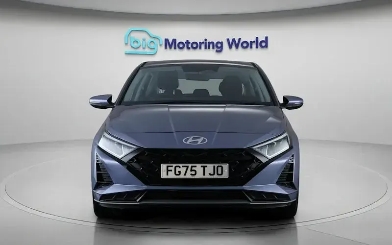 Used Hyundai i20 Advanced 101 HP (74 kW) 2025 Blue Hatchback