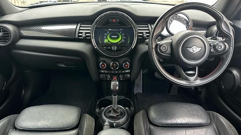 Gebraucht Mini Cooper S Hatch 207 PS (152 kW) 2016 Rot Kleinwagen