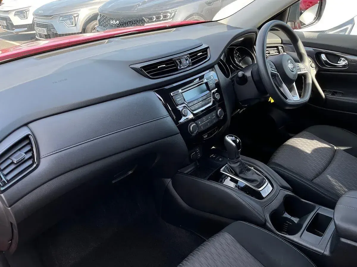 Used Nissan X-Trail S 158 HP (116 kW) 2021 Red SUV