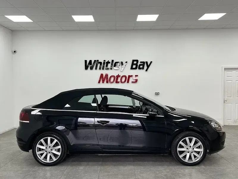 Begagnad VW Golf Cabriolet SE 2012 Svart Cab