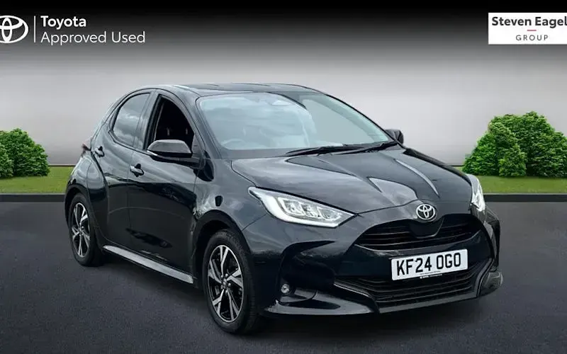 Used Toyota Yaris Design 116 HP (85 kW) 2024 Hatchback