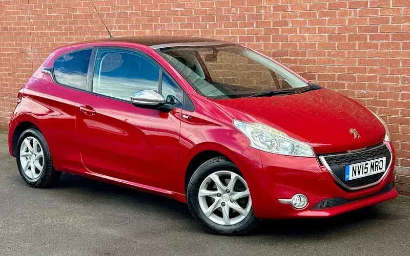 Used Peugeot 208 Style 82 HP (60 kW) 2014 Hatchback