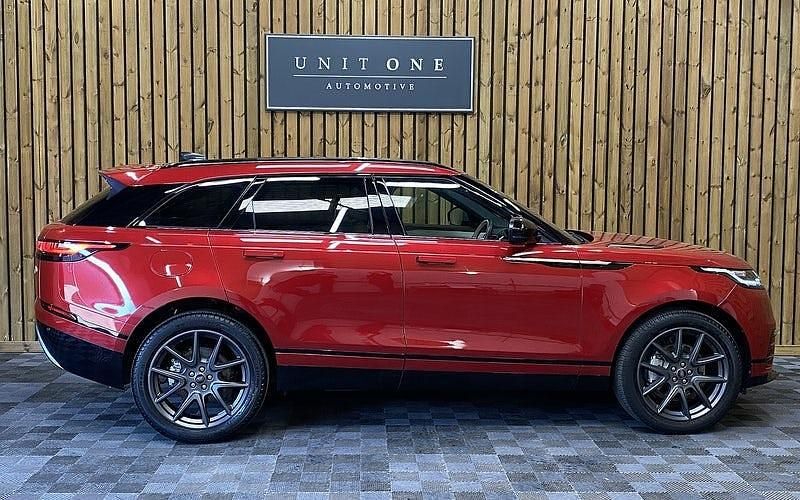 Used Land Rover Range Rover Velar HSE Dynamic 250 HP (183 kW) 2022 Red SUV