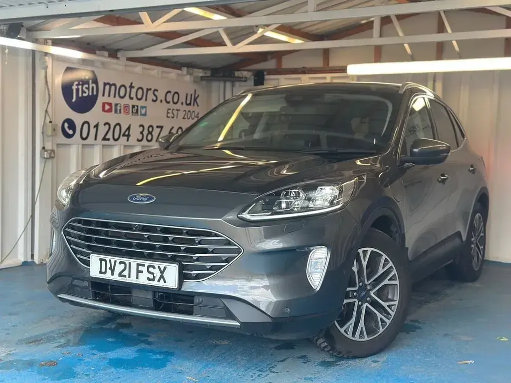 Used Ford Kuga Titanium 225 HP (165 kW) 2020 SUV