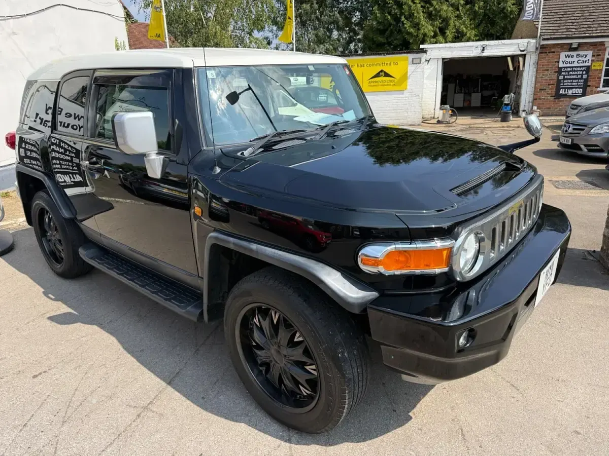 Used Toyota FJ 2025 Black SUV