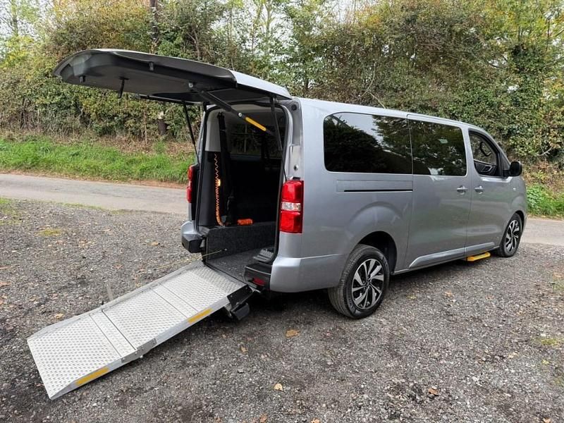 Grey Used 2023 Citroën Spacetourer Business Class Van | £32,995 - Image 1/4